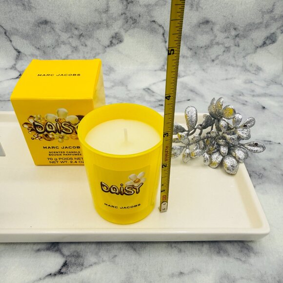 Marc Jacobs Yellow Daisy Bougie Parfumée Scented Candle,Full 70g,2.4oz-BOXED-NEW - Picture 6 of 10